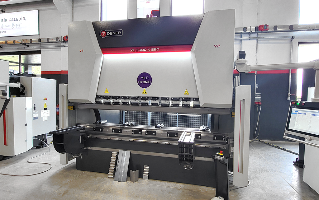 Die neuen DENER XL – Mild-Hybrid CNC-Abkantpressen ermöglichen ein wirtschaftliches und präzises Abkanten.