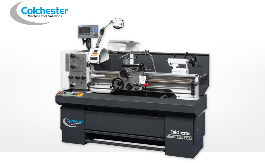 Präzisions-Drehmaschine COLCHESTER STUDENT VS 2500 mit stufenlosen Spindeldrehzahlen und Spitzenweite 1.000 mm.