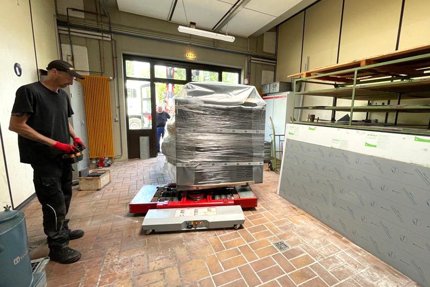 Eugen-Reintjes-Schule - hydraulische Tafelschere HACO TSX 2006