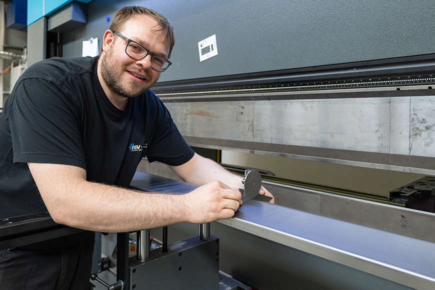 FSV Technik Feinblech- und Stahlverarbeitung - CNC-Abkantpressen HACO PRESSMASTER