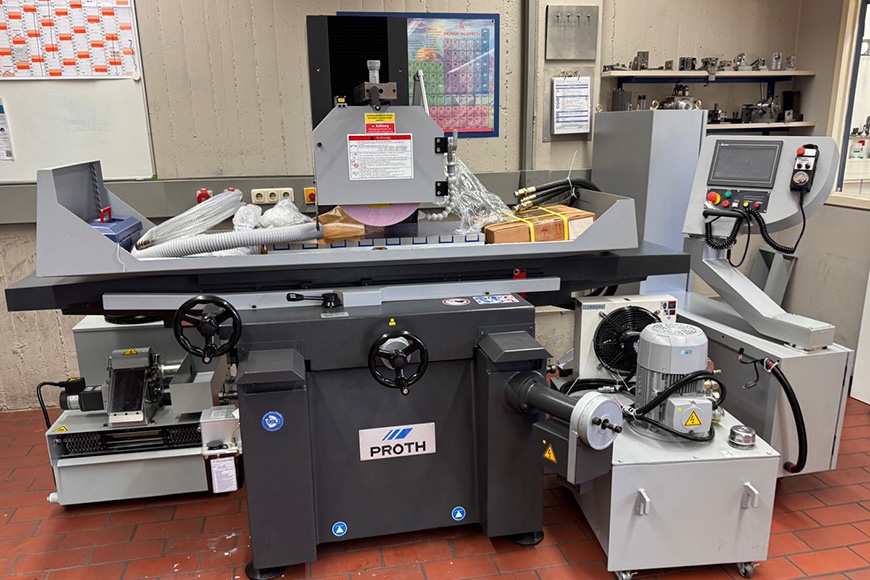 Industrieplanung NRW - PROTH Flachschleifmaschine