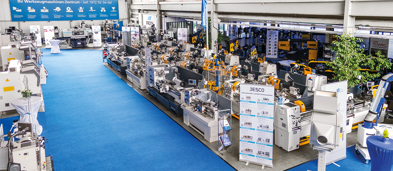 Breites Sortiment hochwertiger Werkzeugmaschinen und Blechbearbeitungsmaschinen für Industrie, Ausbildung und Werkstatt.